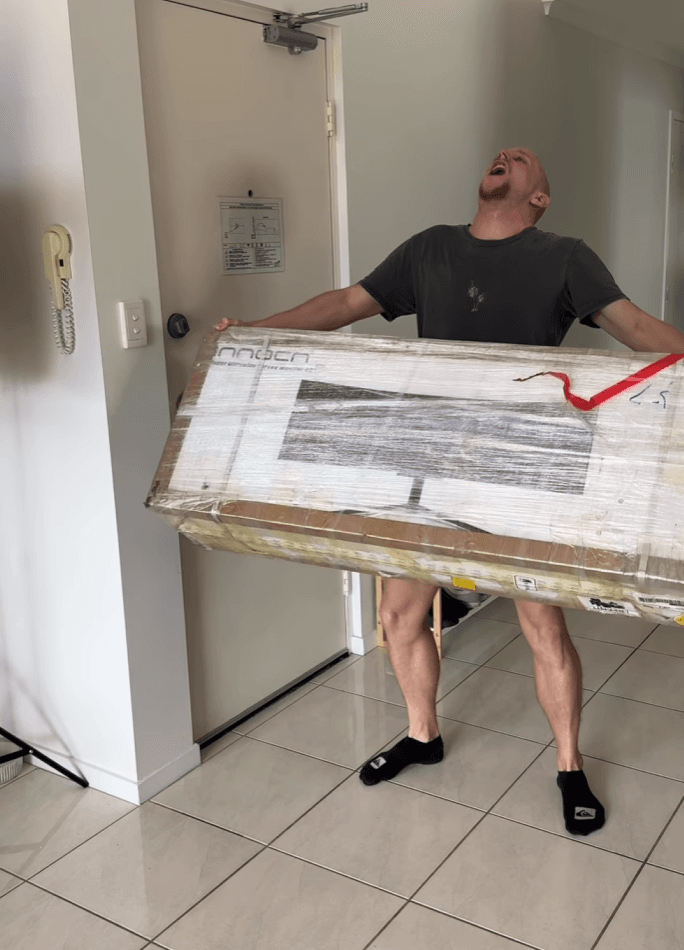 INNOCN 49-inch ultrawide monitor unboxing for desk and gaming setups